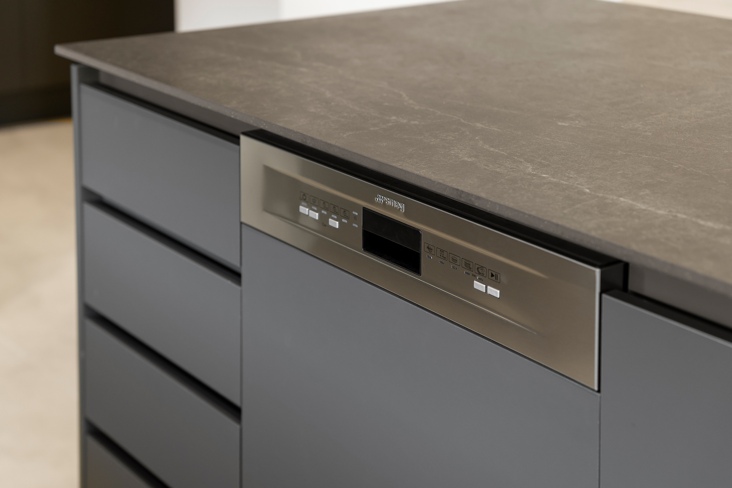 BURB_Whitlam_Display2_Details064_low-res-(2).jpg BURB_Whitlam_Display2_Details064_low-res-(2).jpg