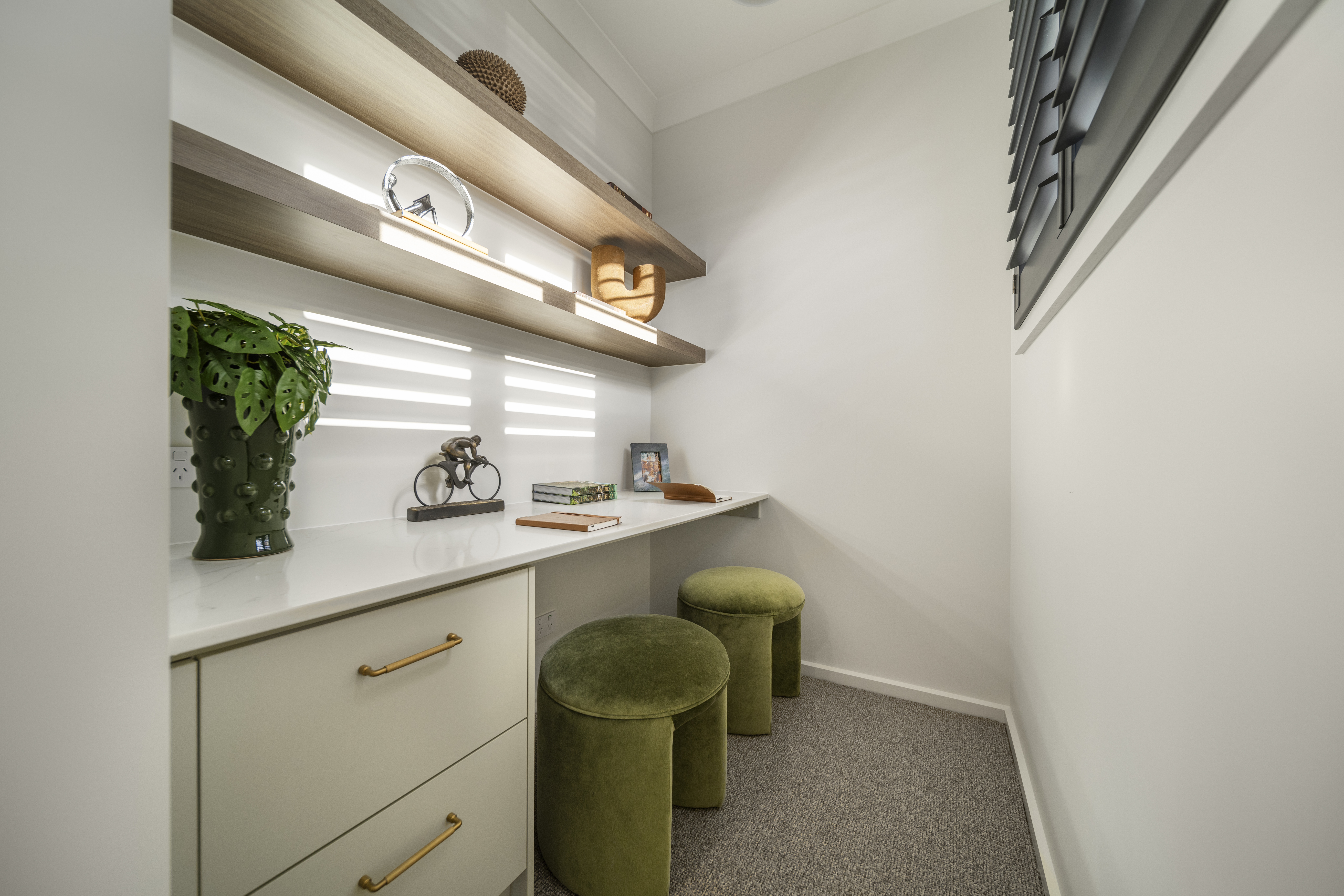 Burbank-QLD-EverleighEstate-Kenmore305-0019.jpg Burbank-QLD-EverleighEstate-Kenmore305-0019.jpg